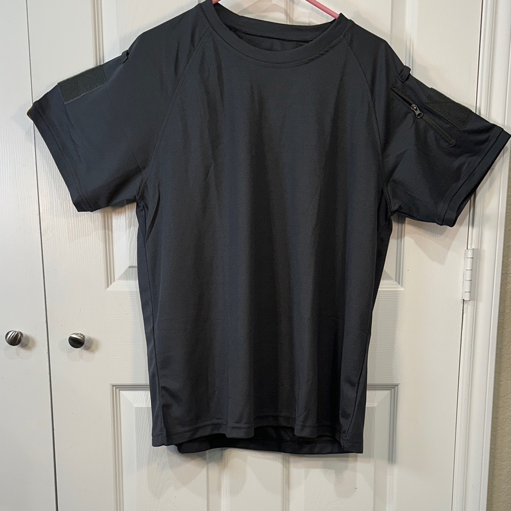 Men's dark gray Short Sleeve Tee with Pocket